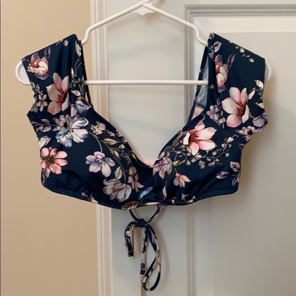 NWOT Off Shoulder Bikini